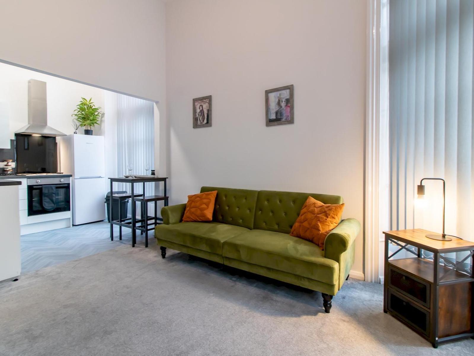Modern In Newcastle-pass The Keys *